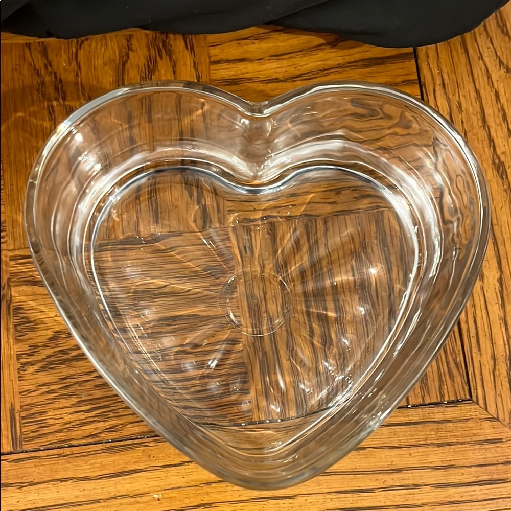 Libbey Clear Heart-Shaped Glass Bowl